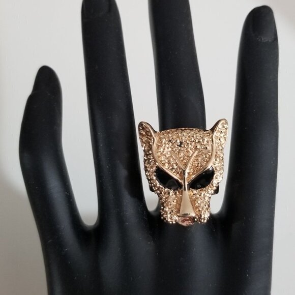 Lion Panther Cat Gold Tone Ring Size 6 Unisex New - Picture 10 of 16